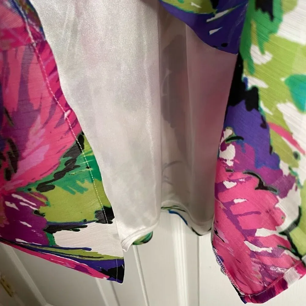Lane Bryant Womens Sleeveless Shirt 24 Purple Floral Ruffle Trim Scoopneck Lined